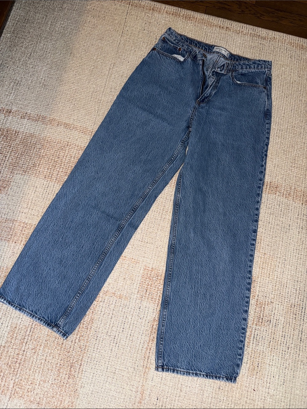 A&F The Loose High Rise Jeans